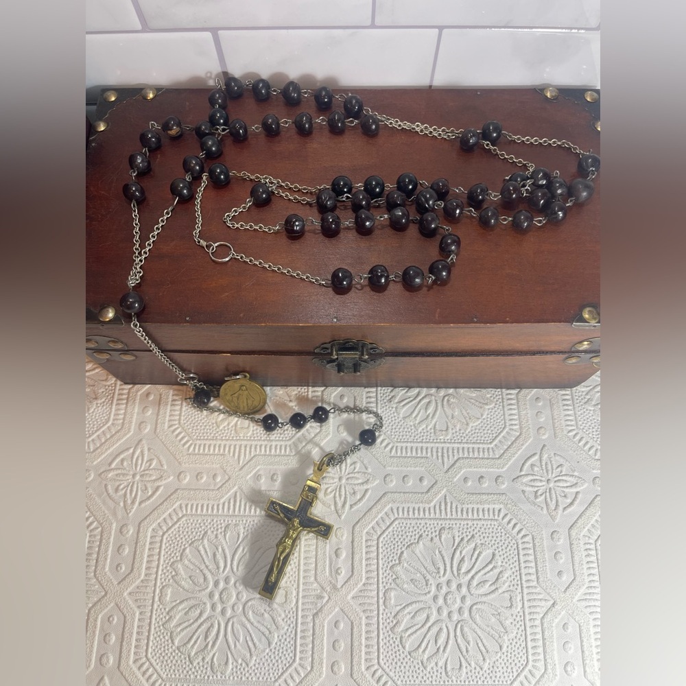 Silver and Black Rosary Necklace - Picture 3 of 16